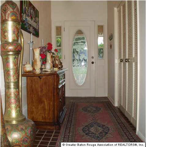1811 South Flannery Road Baton Rouge, LA 70816 - Photo 3 of 9 Gallery Image 3