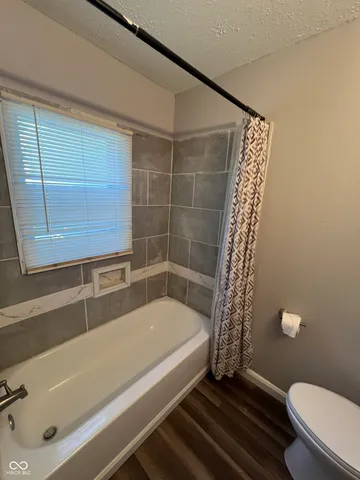 $945 | 1402 East Willard Street, Muncie, IN 47302