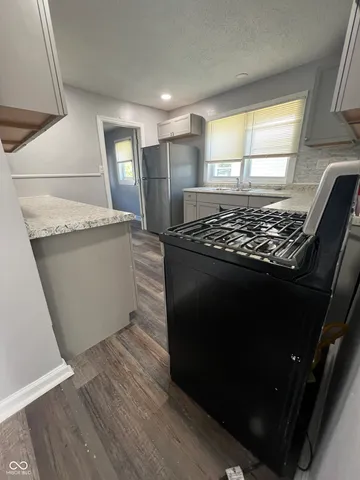 $945 | 1402 East Willard Street, Muncie, IN 47302