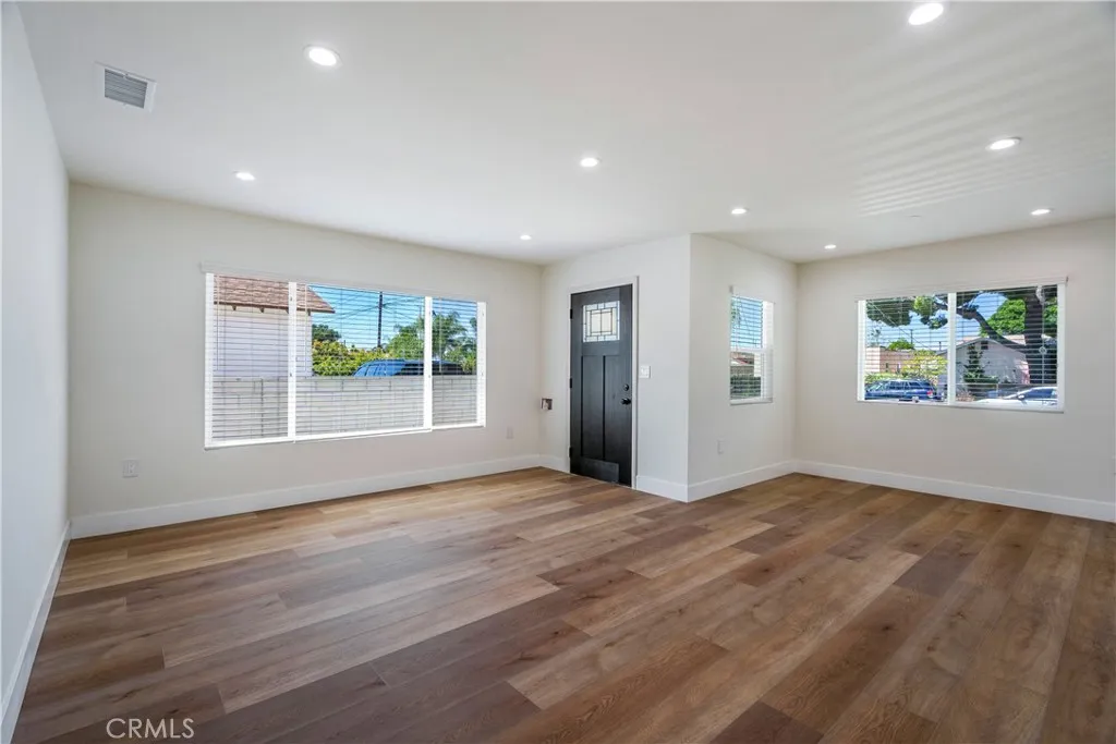 13066 Garber Street Pacoima, CA 91331 - Photo 12 of 68