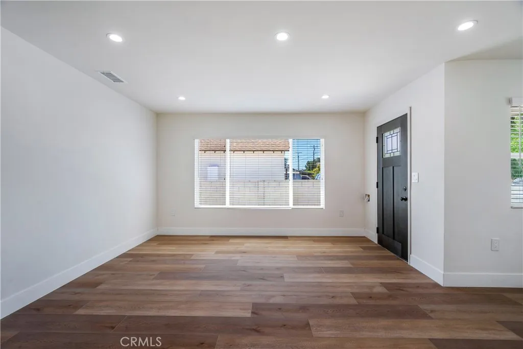 13066 Garber Street Pacoima, CA 91331 - Photo 14 of 68