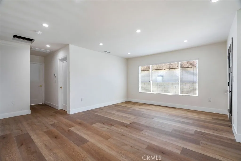 13066 Garber Street Pacoima, CA 91331 - Photo 15 of 68
