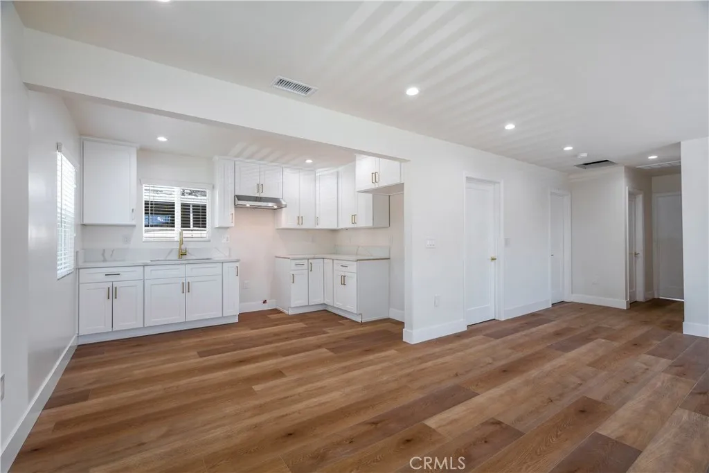13066 Garber Street Pacoima, CA 91331 - Photo 21 of 68