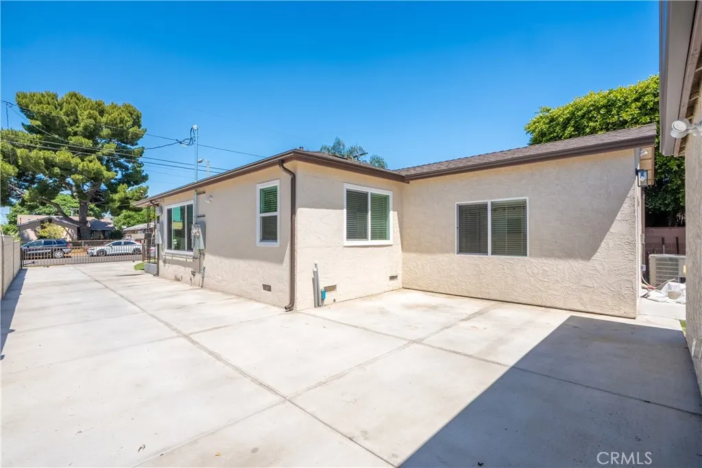 13066 Garber Street Pacoima, CA 91331 - Photo 37 of 68