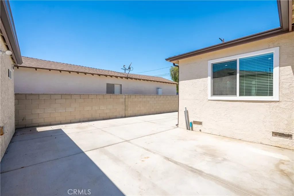 13066 Garber Street Pacoima, CA 91331 - Photo 38 of 68