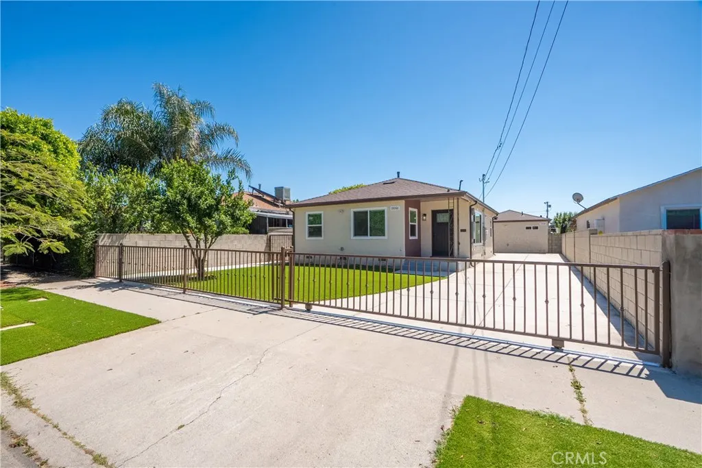 13066 Garber Street Pacoima, CA 91331 - Photo 4 of 68
