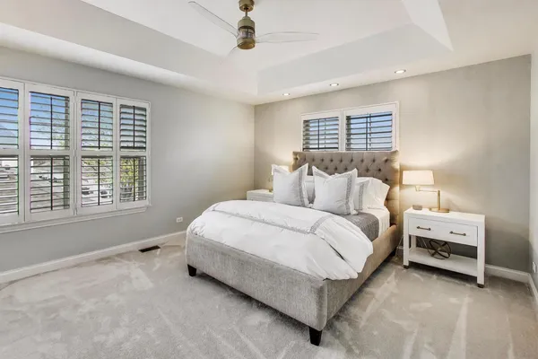 $950,000 | 2151 Mint Lane, Glenview, IL 60026