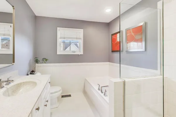 $950,000 | 2151 Mint Lane, Glenview, IL 60026