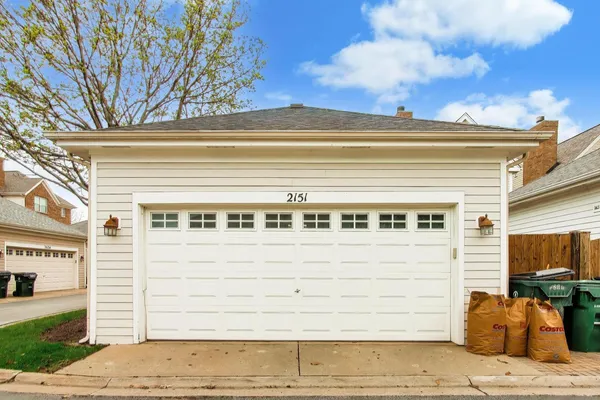 $950,000 | 2151 Mint Lane, Glenview, IL 60026