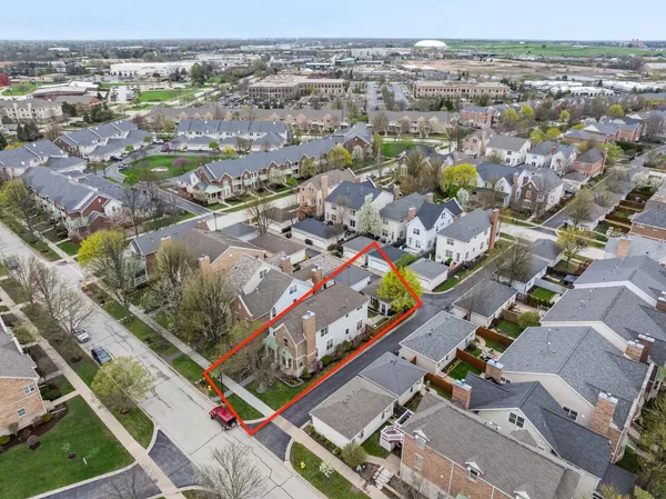 $950,000 | 2151 Mint Lane, Glenview, IL 60026