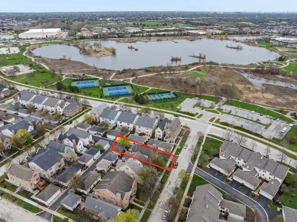 $950,000 | 2151 Mint Lane, Glenview, IL 60026