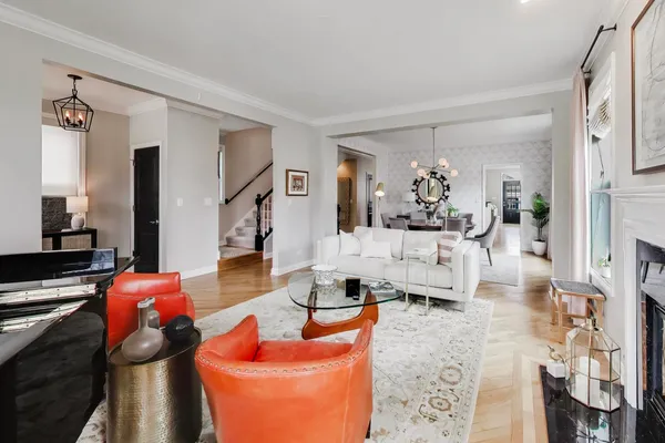 $950,000 | 2151 Mint Lane, Glenview, IL 60026