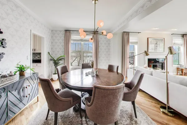 $950,000 | 2151 Mint Lane, Glenview, IL 60026