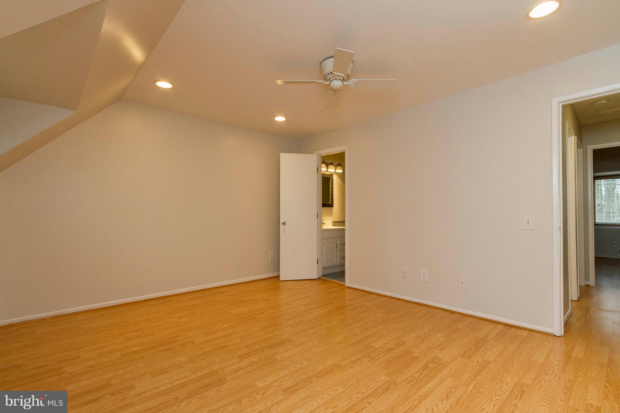1513 Farsta Court Reston, VA 20190 - Photo 15 of 26 Bedroom (Master)