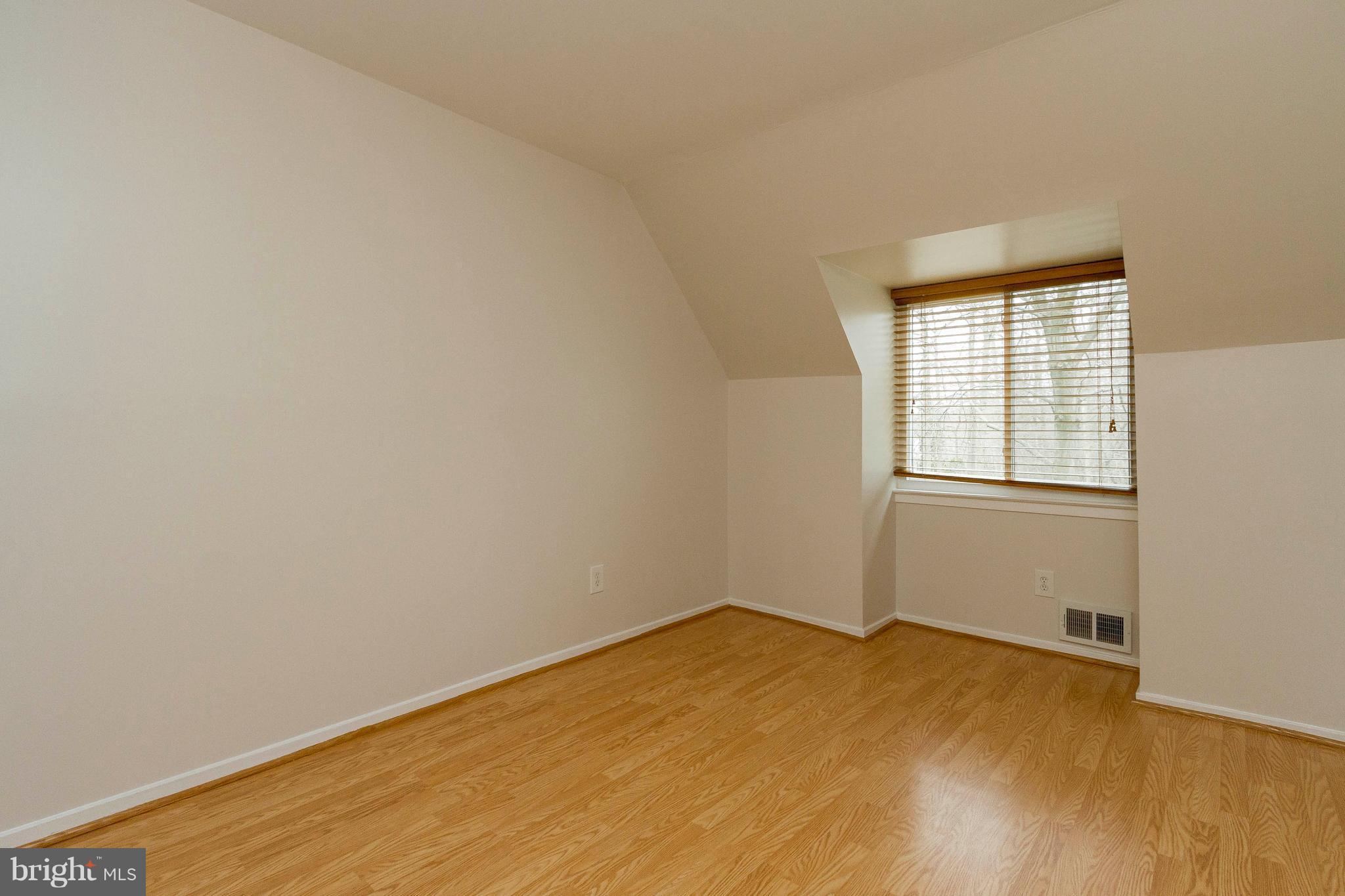 1513 Farsta Court Reston, VA 20190 - Photo 21 of 26 Bedroom
