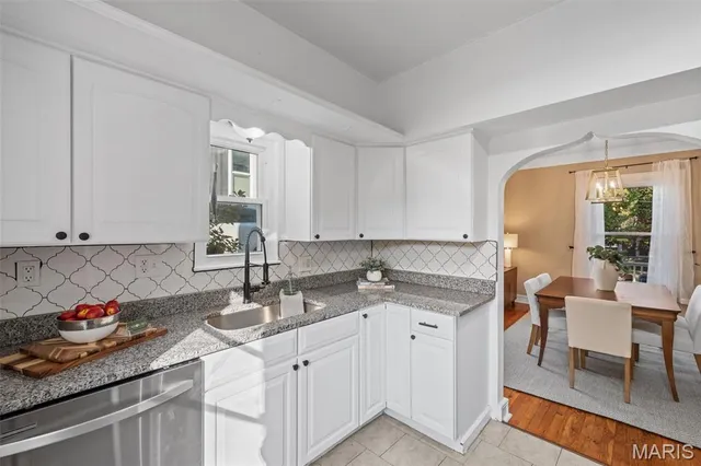 $369,900 | 840 Marshall Avenue, St. Louis, MO 63119