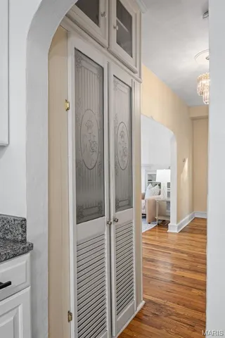 $369,900 | 840 Marshall Avenue, St. Louis, MO 63119