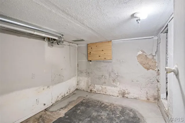 $369,900 | 840 Marshall Avenue, St. Louis, MO 63119