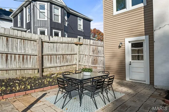 $369,900 | 840 Marshall Avenue, St. Louis, MO 63119