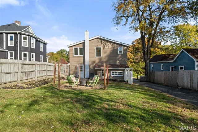 $369,900 | 840 Marshall Avenue, St. Louis, MO 63119