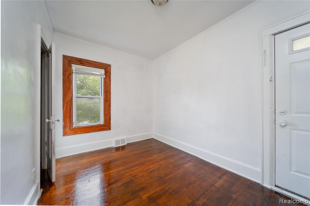 10053 Quincy Street Detroit, MI 48204 - Photo 12 of 13