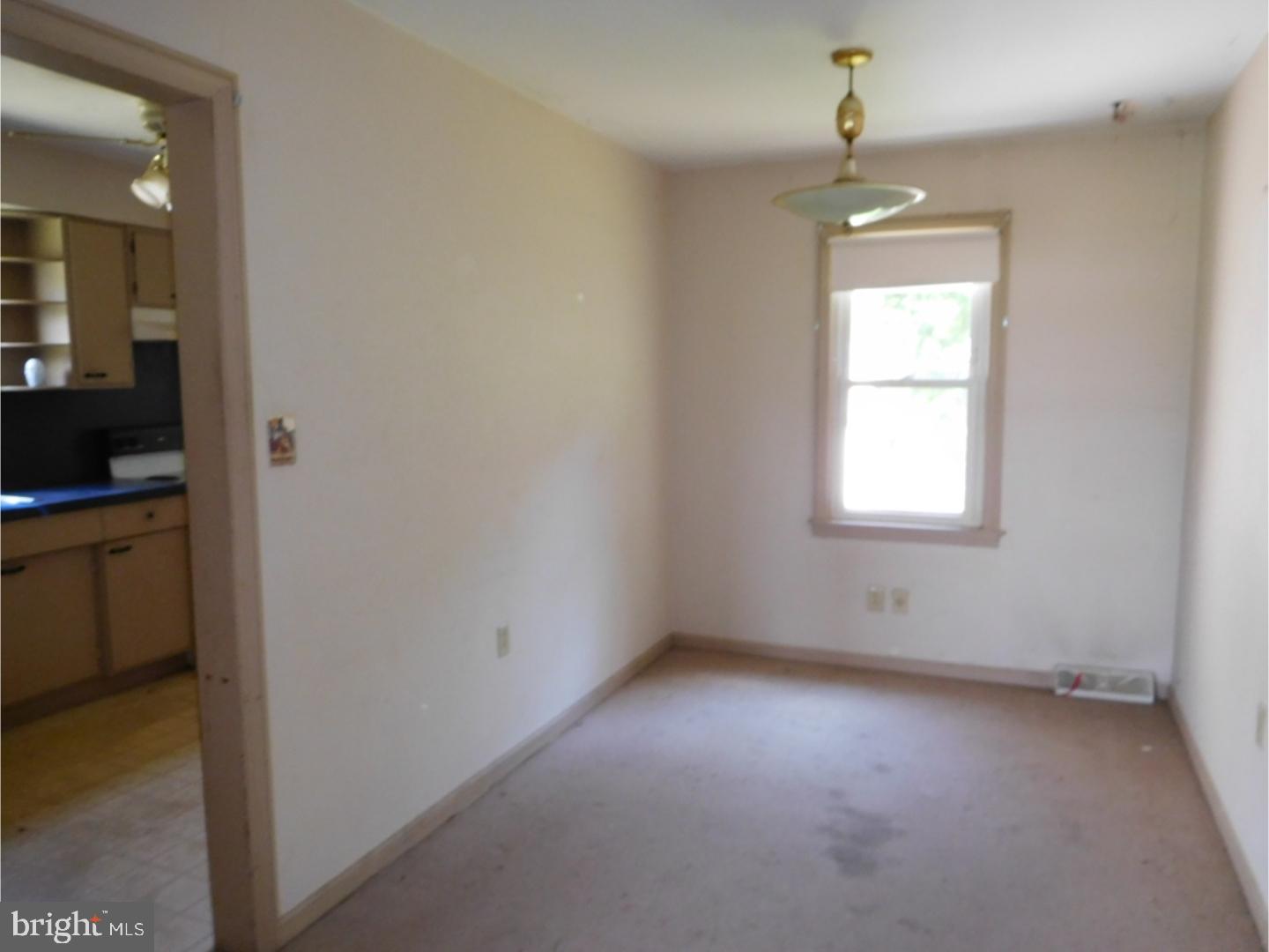 334 South Hook Road Pennsville, NJ 08070 - Photo 6 of 13 Gallery Image 6