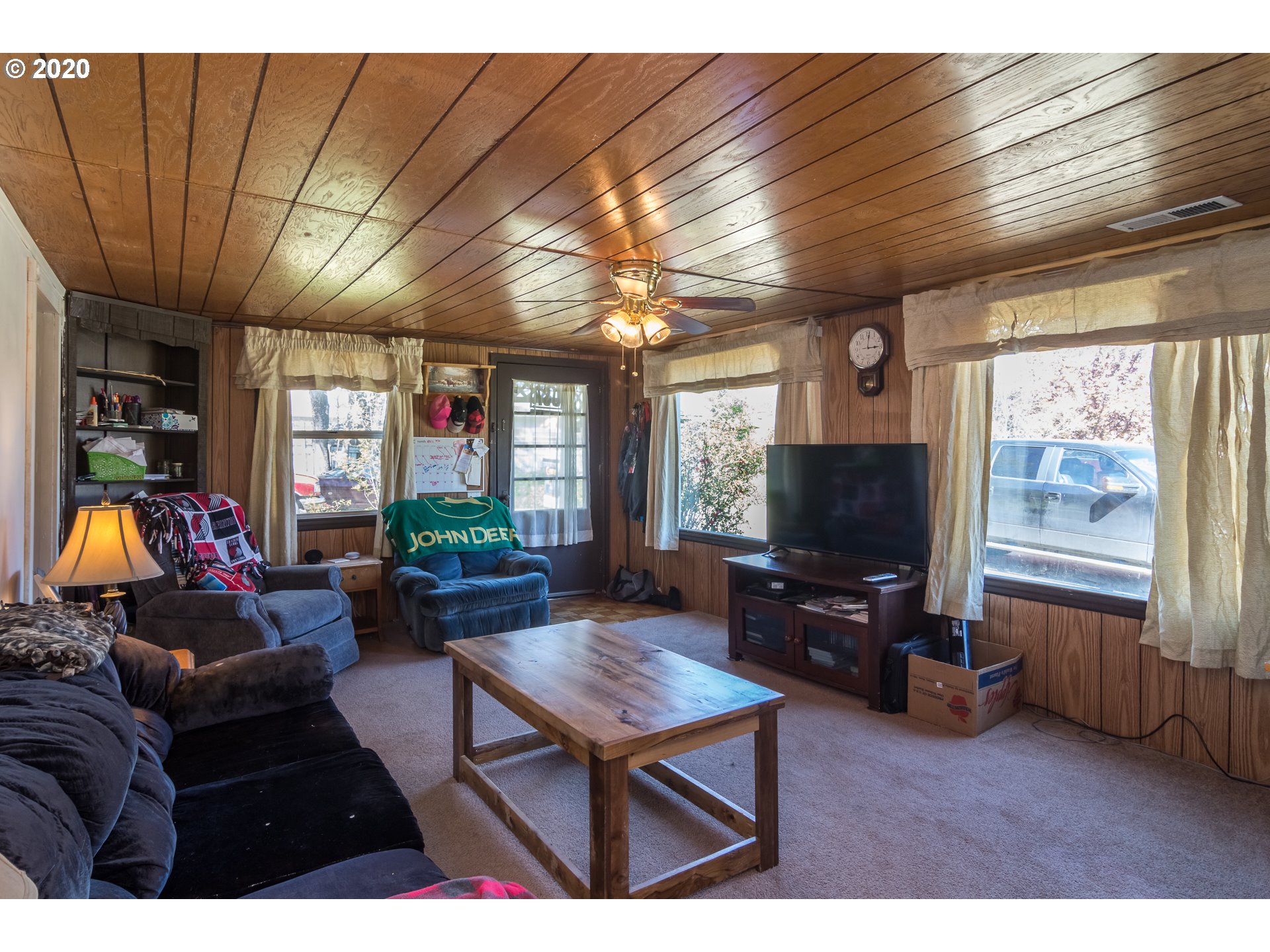 70 Southwest Wheeler Street Winston, OR 97496 - Photo 3 of 31 Gallery Image 3