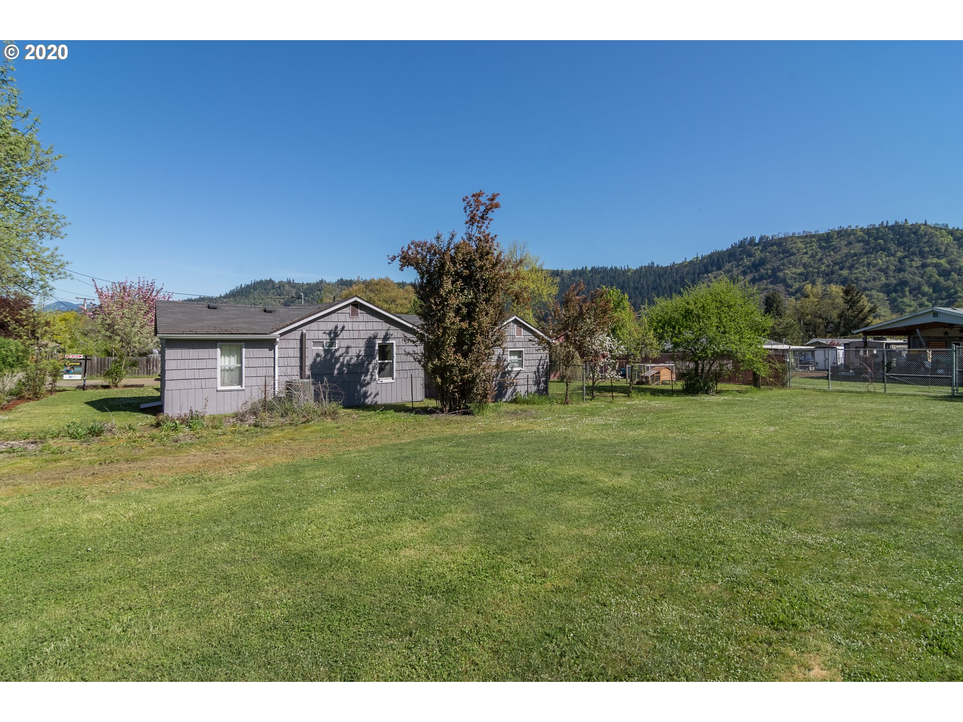 70 Southwest Wheeler Street Winston, OR 97496 - Photo 30 of 31 Gallery Image 30