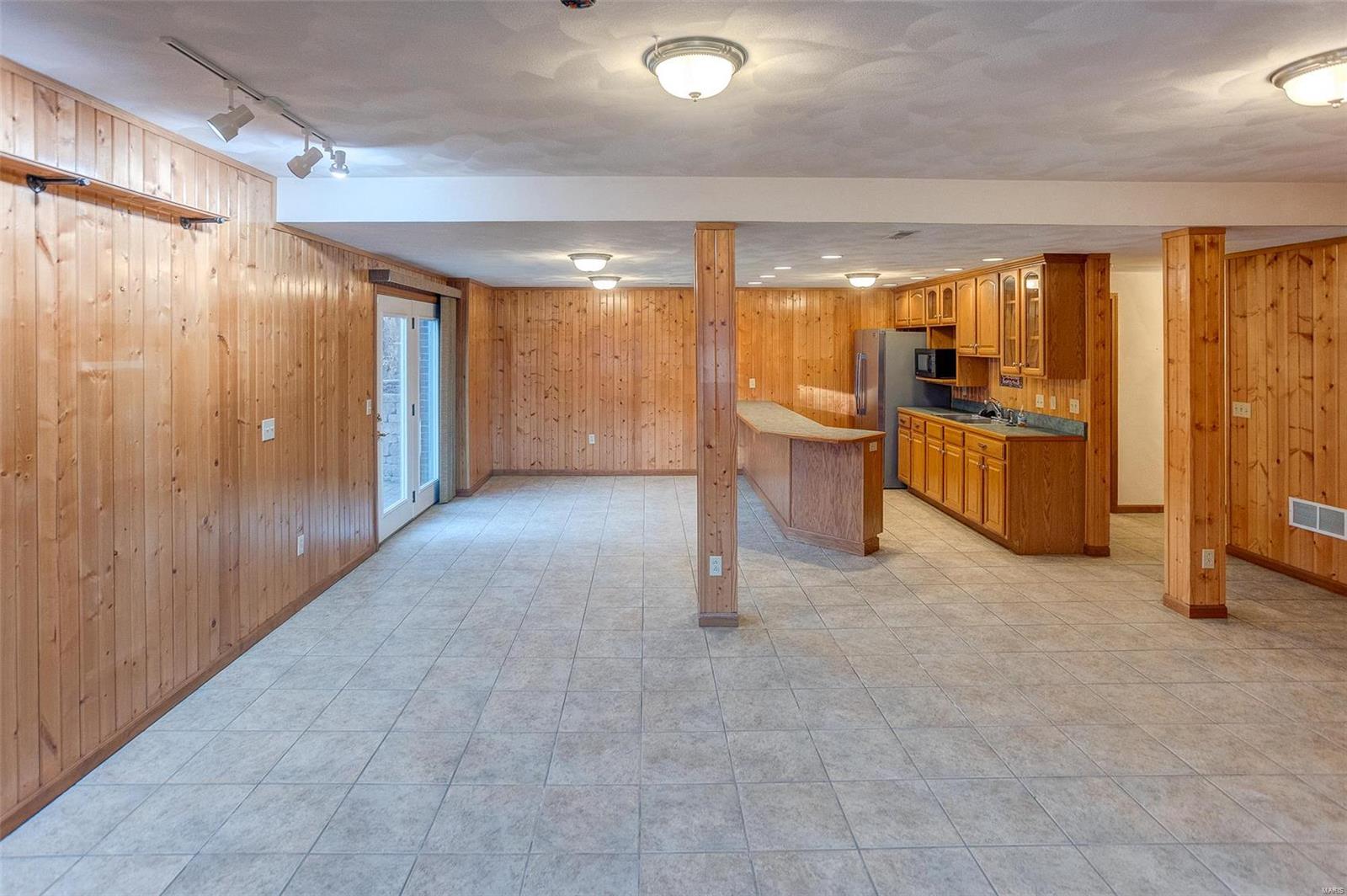 7221 Town Hall Road Belleville, IL 62223 - Photo 27 of 53 Gallery Image 27