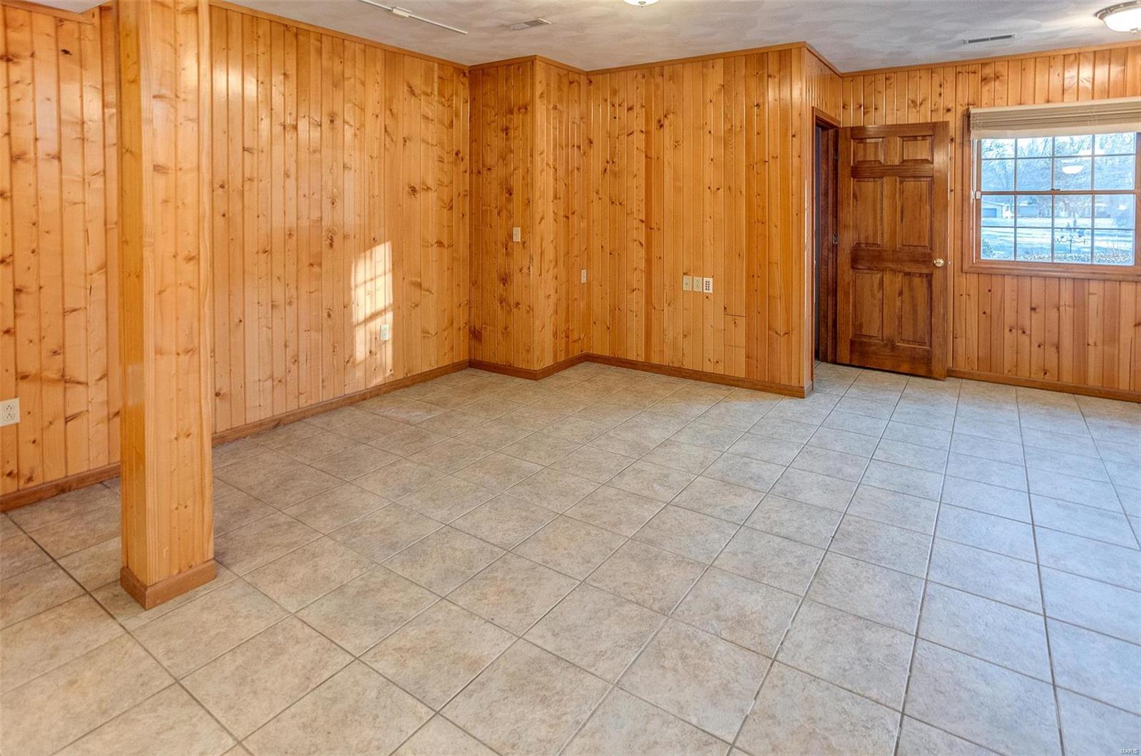 7221 Town Hall Road Belleville, IL 62223 - Photo 31 of 53 Gallery Image 31