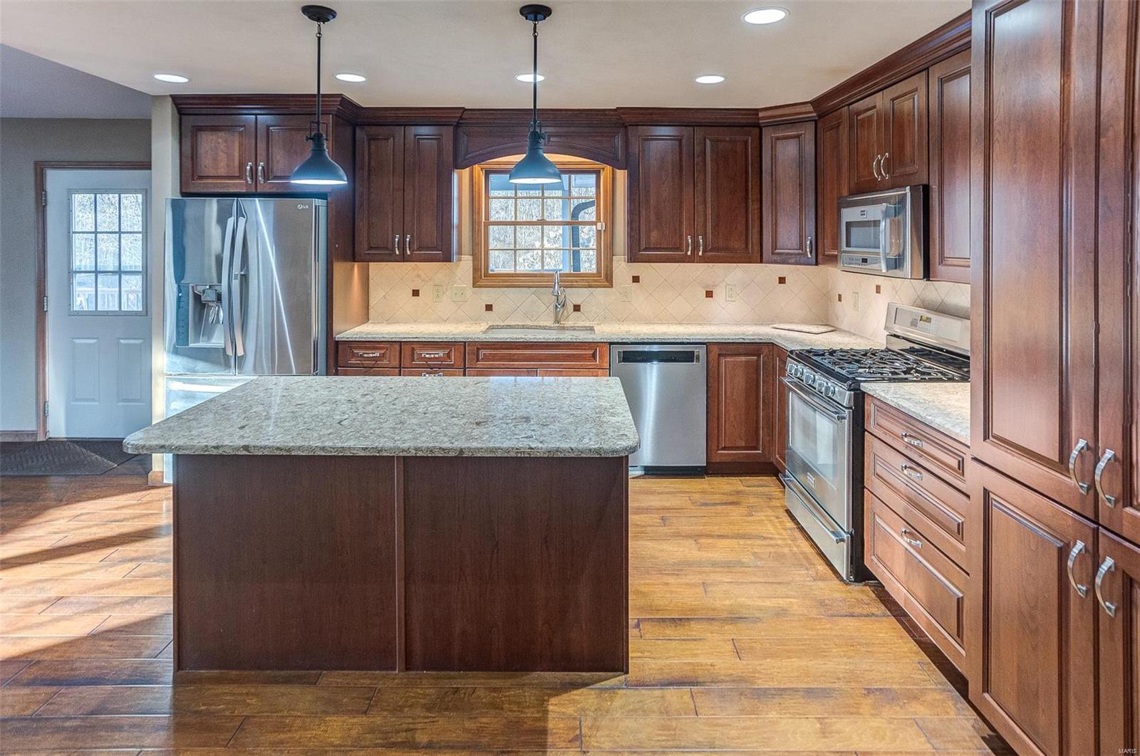 7221 Town Hall Road Belleville, IL 62223 - Photo 9 of 53 Gallery Image 9