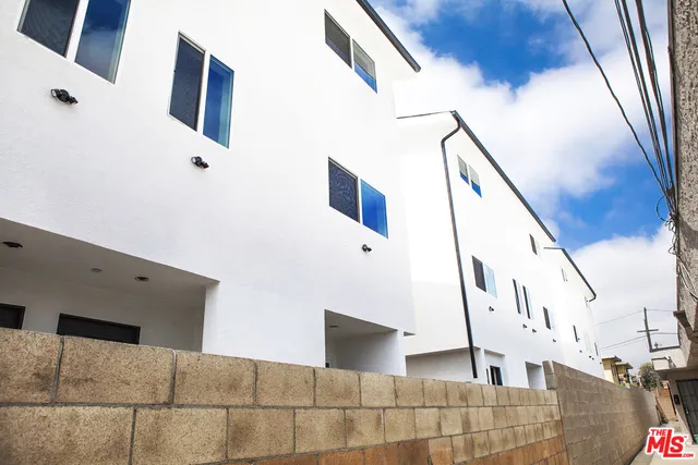 $5,500,000 | Undisclosed Address, Los Angeles, CA 90044