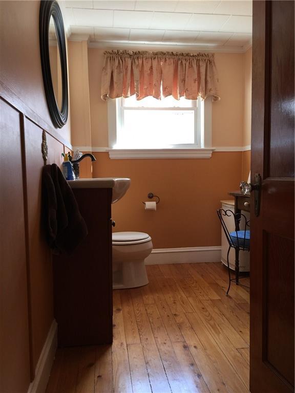 345 West River Road Augusta, ME 04330 - Photo 18 of 33 Upstairs bathroom