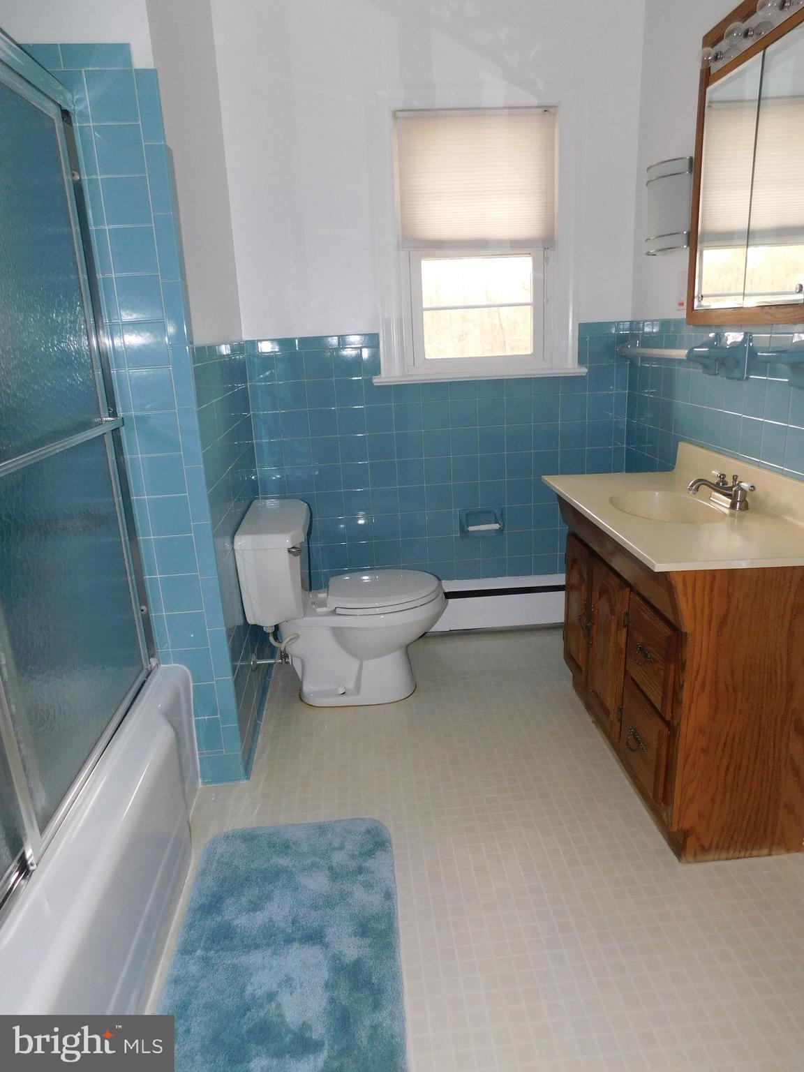 13069 Dahlgren Road King George, VA 22485 - Photo 20 of 32 Bathroom
