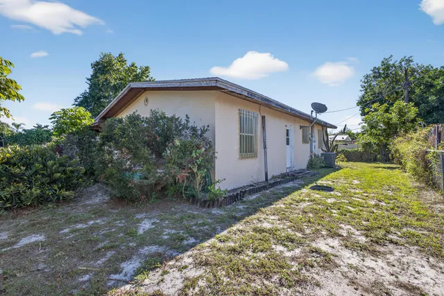 $420,000 | 1212 Chickasaw Street, Jupiter, FL 33458