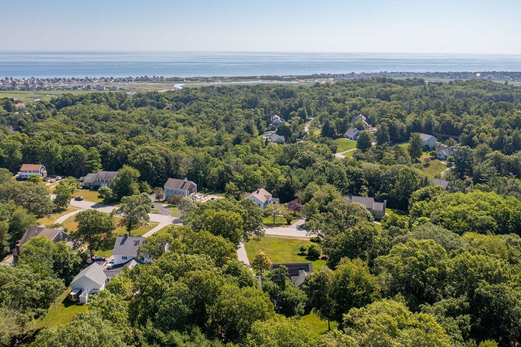 86 Telegraph Hill Road Marshfield, MA 02050 - Photo 41 of 42 an aerial view of a houses with a yard