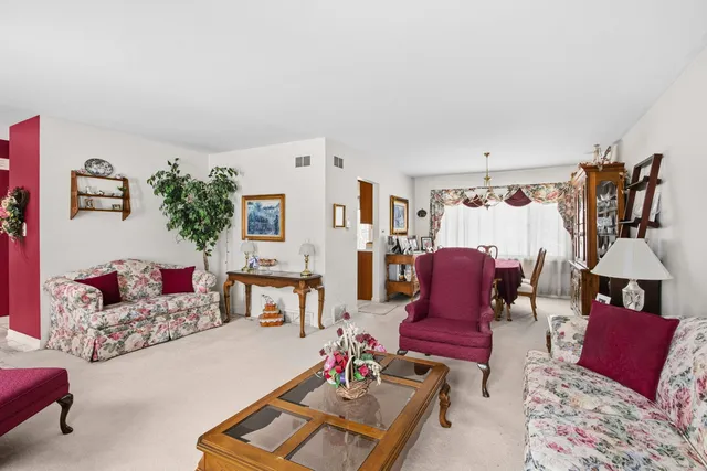 $499,000 | 710 Morris Court, Lombard, IL 60148