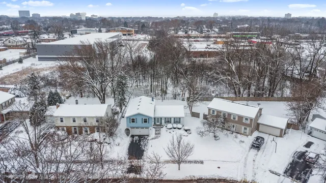 $499,000 | 710 Morris Court, Lombard, IL 60148