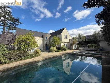 $5,295,000 | 6 Muir Avenue, Piedmont, CA 94610