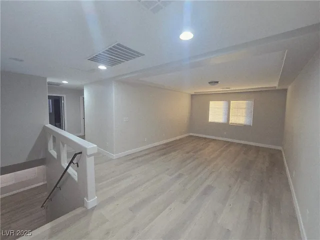 $2,850 | 6366 White Heron Court, Las Vegas, NV 89139