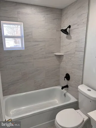 $1,800 | 1325 Fuselage Avenue, Baltimore, MD 21220