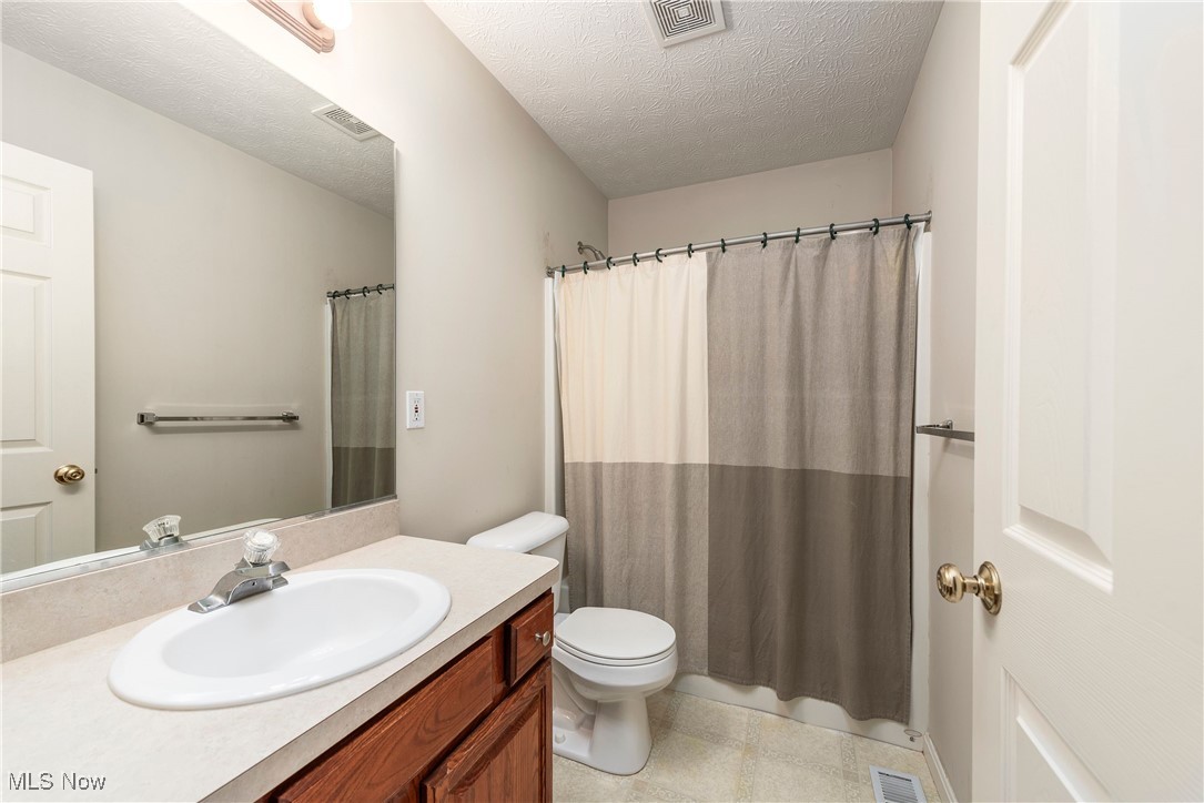 25901 Kennedy Ridge Road North Olmsted, OH 44070 - Photo 28 of 45 Gallery Image 28