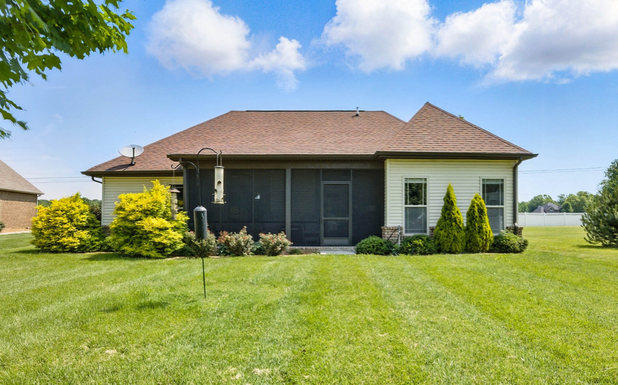 4268 Sango Road Clarksville, TN 37043 - Photo 28 of 32 a front view of a house with a yard and garage