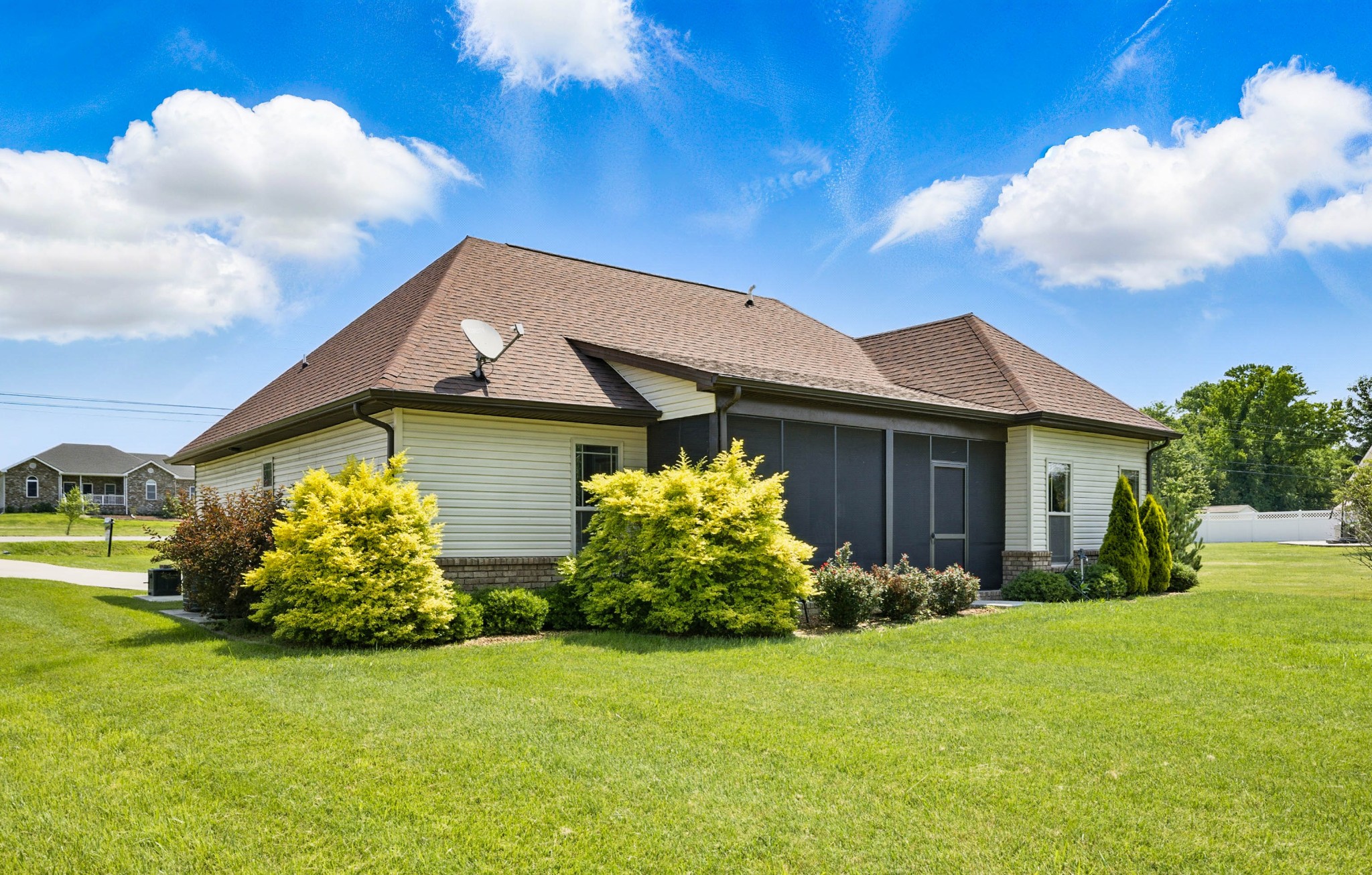 4268 Sango Road Clarksville, TN 37043 - Photo 29 of 32 a front view of house with yard