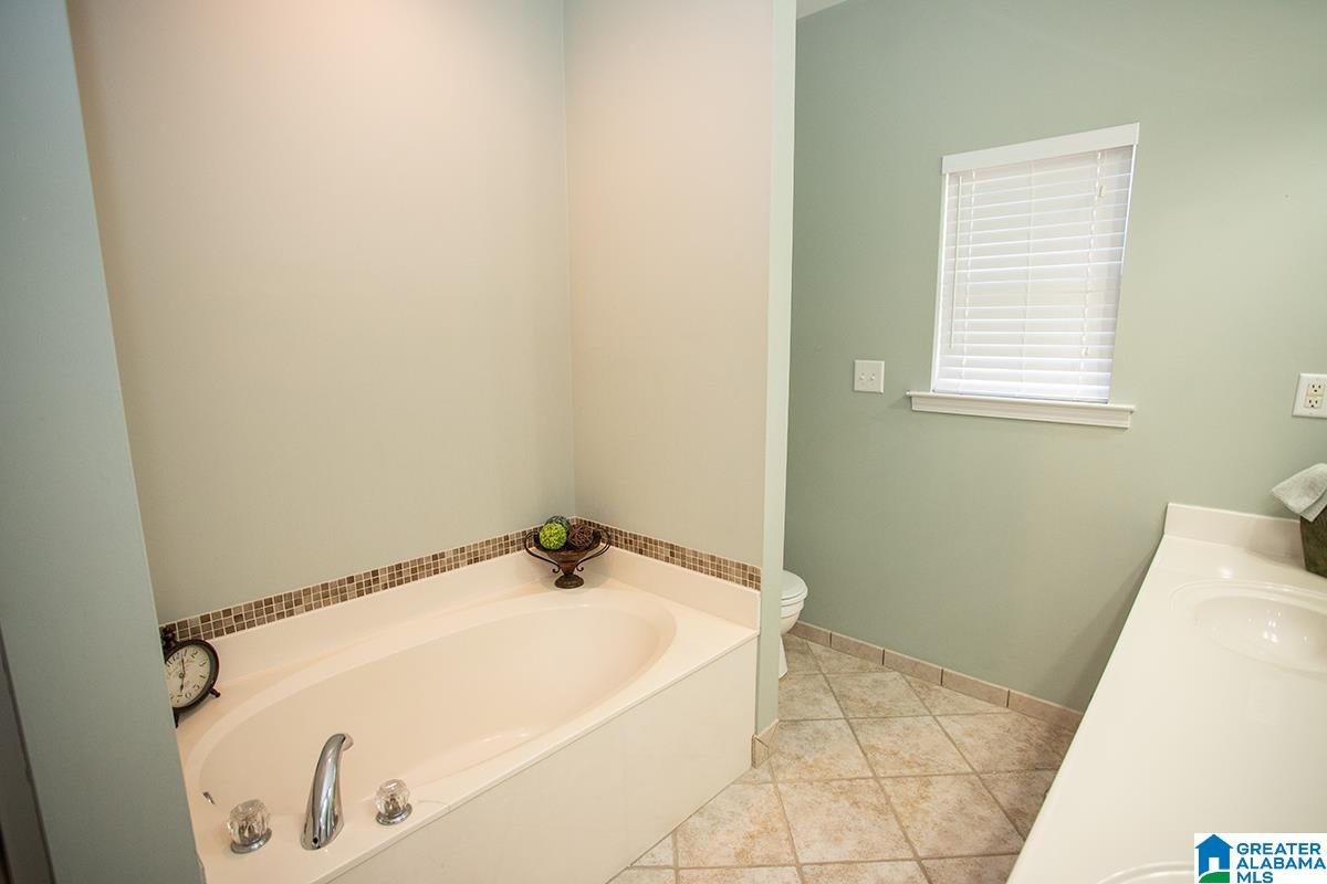 258 Narrows Point Lane Birmingham, AL 35242 - Photo 9 of 15