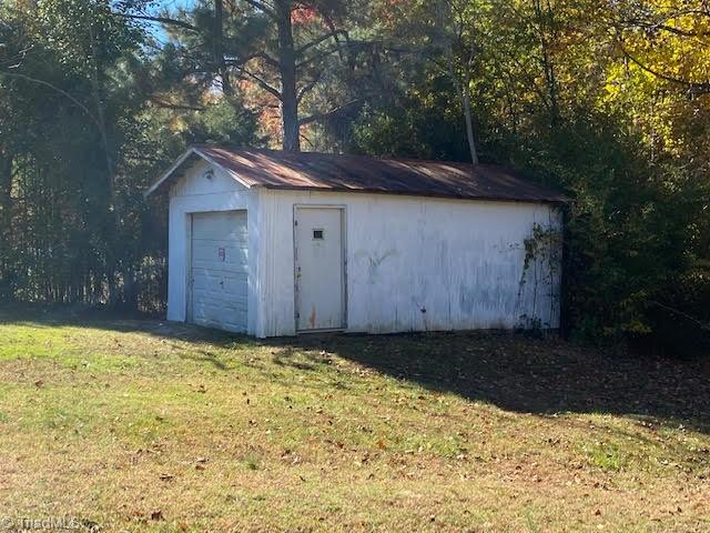 586 Price Farm Road Stokesdale, NC 27357 - Photo 16 of 17 Gallery Image 16