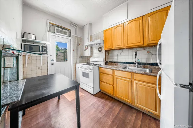 $1,200,000 | 30-77 42nd Street | Astoria