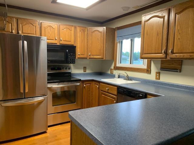 7710 Grand Point Road Presque Isle, MI 49777 - Photo 16 of 32 Gallery Image 16