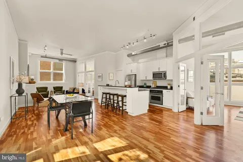 $724,900 | 2380 Champlain Street Northwest, Unit 203, Washington, DC 20009