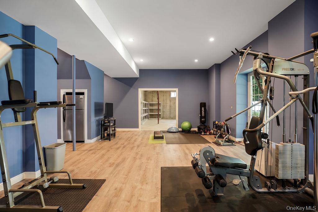 899 Harborview Road Oyster Bay, NY 11765 - Photo 24 of 30